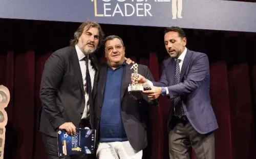 Mino Raiola fue premiado como Líder del Fútbol Internacional en 2018. (Foto: Getty)
