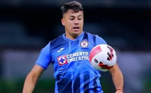 Iván Morales no ha logrado anotar goles en el Cruz Azul (Jam Media)