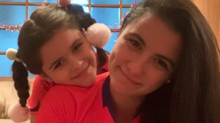 Sofía es la hija y motivación de Coté Urrutia, que ha compatibilizado ser madre y futbolista