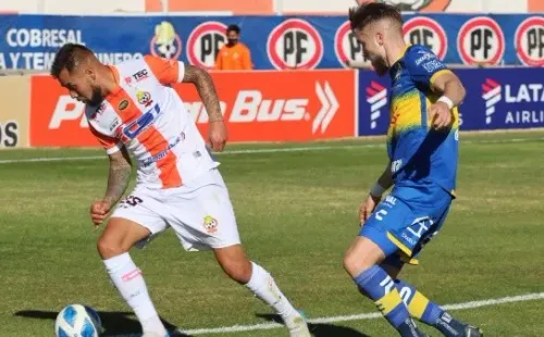 Cobresal intentó, pero no pudo llevarse los tres puntos ante Everton. Foto: Agencia Uno