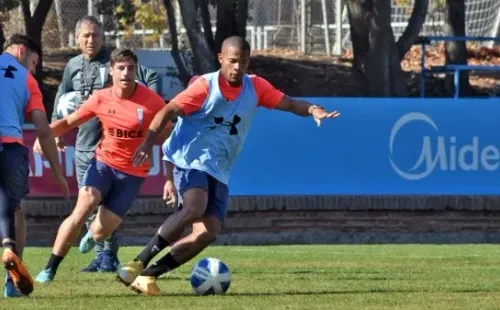 Holan ya comenzó a trabajar en su segundo periodo al mando de la UC. | Foto: Universidad Católica