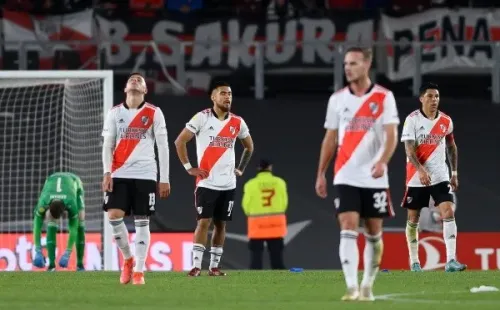 Díaz se lamenta tras el gol que le convirtieron a River Plate