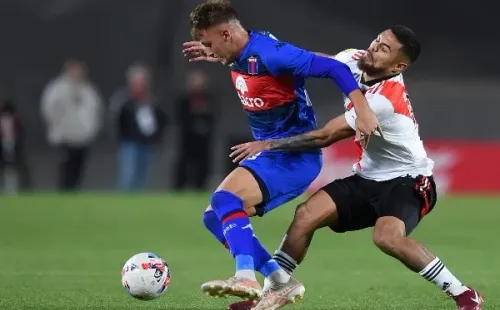 Amargo partido de Paulo Díaz en River Plate: condoro del chileno significa el gol de Tigre y la eliminación en la Copa de la Liga.
