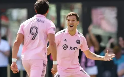 Robbie Robinson hizo un gol, pero terminó a los combos y expulsado en el Inter de Miami. Foto: Getty Images