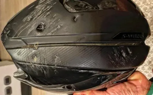 CristiánSánchez sufre caída en bicicleta: Quedó con fractura en el esternón.(Foto: Instagram)