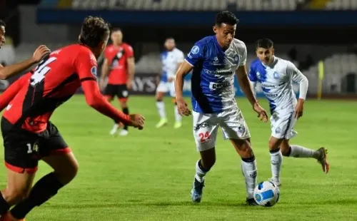 Antofagasta luchó pero no pudo ante Goianiense. | Foto: Agencia Uno