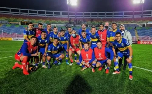 Everton tras el duelo contra Ayacucho en Perú, gol blooper incluido. (Foto: Everton)
