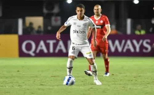 Unión La Calera no pudo con Santos sobre el final. (Foto: Santos)