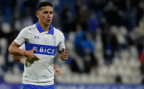 La UC quiere olvidarse de su amargo adiós de Copa Libertadores y meterse en la pelea por su quinto título seguido en el Campeonato Nacional. | Foto: Agencia Uno
