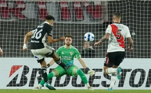 Solari tuvo buenas chances ante River Plate pero no logró convertir (Agencia Uno)