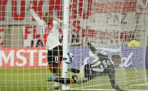 Colo Colo está obligado a ganar a Fortaleza.