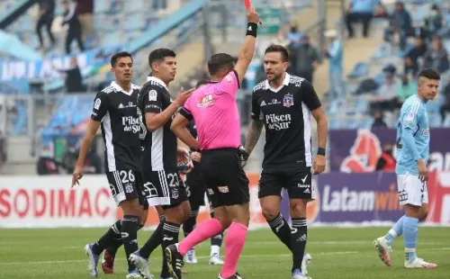 El árbitro expulsó tempranamente a Costa en Colo Colo (Agencia Uno)