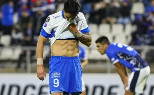 Universidad Católica cierra por fuera su participación en la Copa Libertadores 2022. Los Cruzados apuestan a borrar todo lo malo en la segunda rueda, con el Campeonato Nacional y Copa Sudamericana como los grandes objetivos. Foto: Agencia Uno