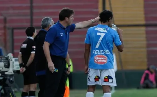 Eduardo Berizzo y Luis Pedro Figueroa estuvieron juntos en la exitosa etapa de O’Higgins, donde levantaron dos títulos. Foto: Agencia Uno