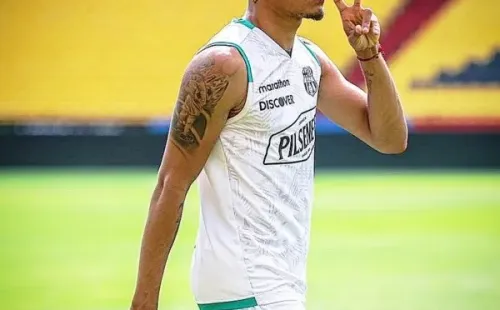 Byron Castillo es seguido desde el fútbol extranjero