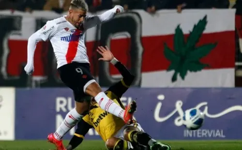 Rodrigo Holgado marcó el primer tanto de la noche en Curicó.