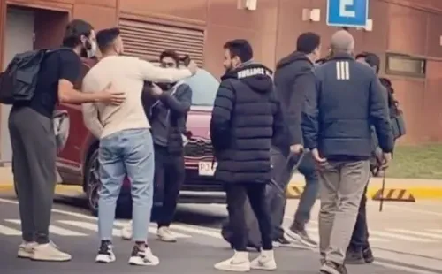 Brereton posando para las fotos en su llegada a Chile (Instagram)