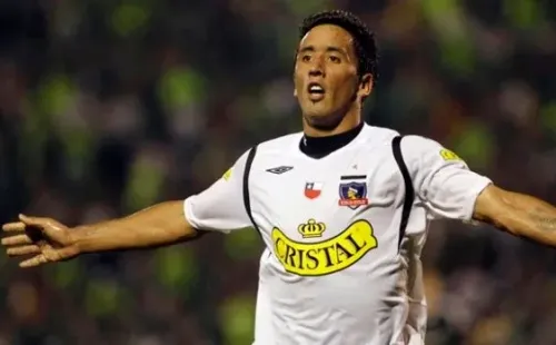 Lucas Barrios saltó a Alemania gracias a su poder de gol en Colo Colo (Archivo)