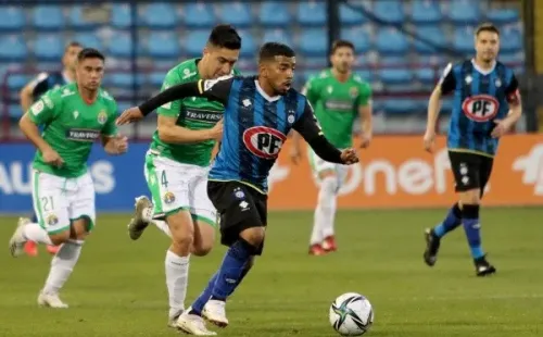 Brayan Palmezano fue una de las figuras de Huachipato, pero tras sufrir una grave lesión ha estado fuera de las canchas. Para la segunda rueda se espera su vuelta y puede cambiar de club. Foto: Agencia Uno
