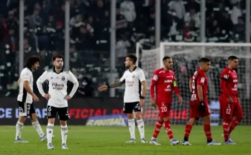 Colo Colo desaprovechó la oportunidad de terminar la primera mitad del torneo como puntero exclusivo. | Foto: Agencia Uno