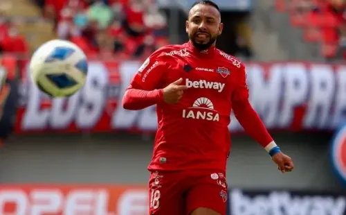 Cerezo la rompió defendiendo la camiseta de Ñublense. | Foto: Agencia Uno