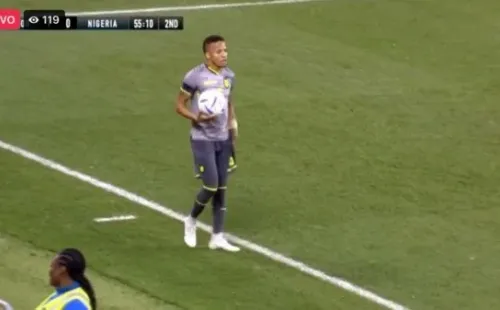 Byron Castillo jugó 45 minutos del amistoso de Ecuador contra Nigeria.