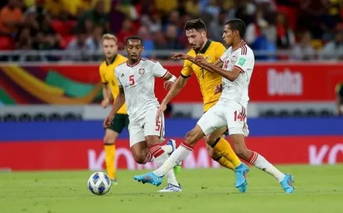 EAU y Australia lucharon para definir al rival de Perú en el repechaje. | Foto: Getty