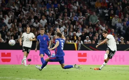 Alemania lo ganaba hasta los últimos minutos, pero un penal le dio el empate a Inglaterra. Foto: Twitter @DFB_Team_EN