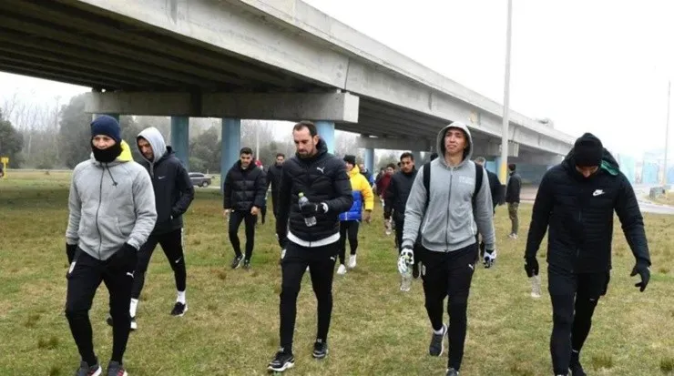 Leonardo Maine / Ovación