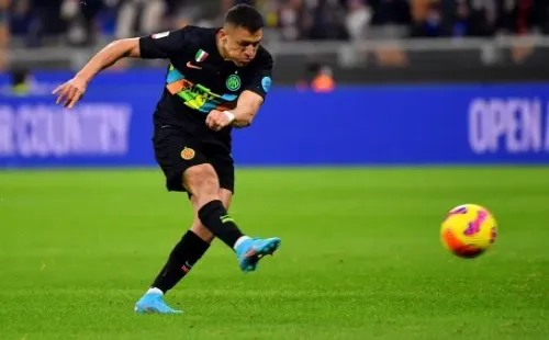 SAN SIRO STADIUM, MILAN, ITALY - 2022/02/08: Alexis Sanchez of FC Internazionale scores the goal of 2-0 during the Italy cup round of 8 football match between FC Internazionale and AS Roma. FC Internazionale won 2-0 over AS Roma and qualified for the semifinals. (Photo by Andrea Staccioli/Insidefoto/LightRocket via Getty Images)-Not Released (NR)