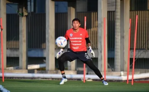 Zacarías López en los entrenamientos de la Roja