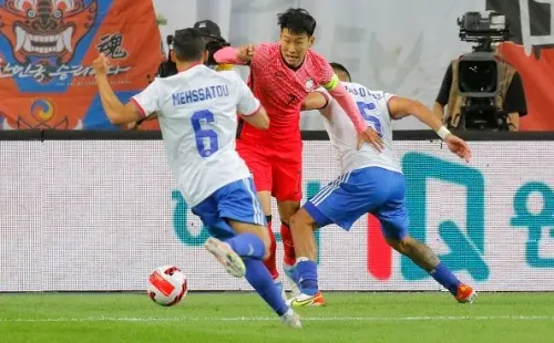 Mehssatou contra Corea del Sur en el primer amistoso de la Roja de Berizzo en Asia. (Foto: Getty Images)