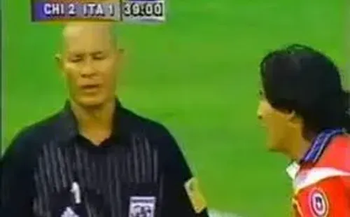 Los reclamos de Zamorano por el penal.