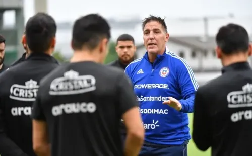 Eduardo Berizzo busca su primer triunfo al mando de la Roja.