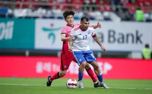 Gary Medel jugó en los tres partidos de la gira por Asia (Foto: ANFP)