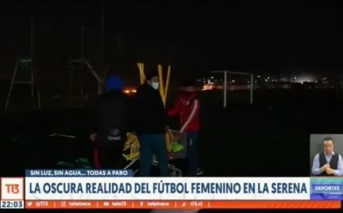 Las jugadoras de La Serena entrenan sin luz.