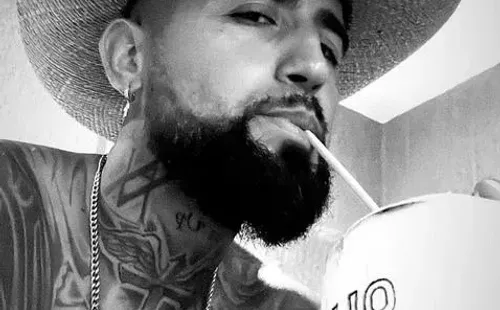 Arturo Vidal disfruta de sus vacaciones a la espera de definir su futuro. ¿Burla a Perú?