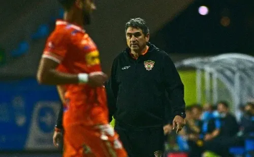 Astorga está molesto con la directiva.