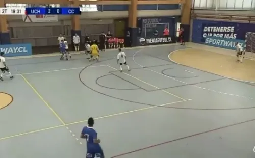 Cortan un contragolpe de la U. Foto: Mega.cl