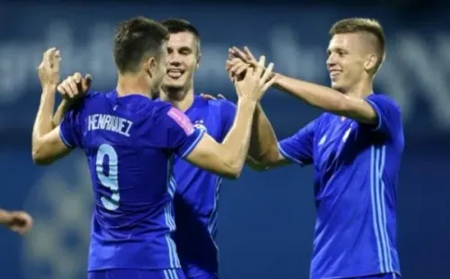 Dani Olmo y Ángelo Henríquez celebran un gol del Dinamo Zagreb. | Foto: Archivo