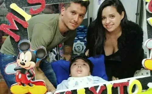 Cristián Beltrán y Betzie López en el cumpleaños de Maxito.