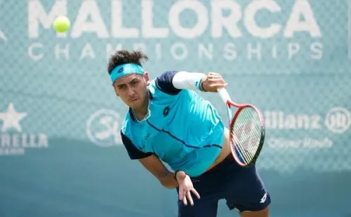 Tabilo cayó en primera ronda del Mallorca Open tras ingresar gracias a la qualy. Además, se despidió en primera ronda en Queen’s y de ‘s-Hertogenbosch. | Foto Mallorca Open