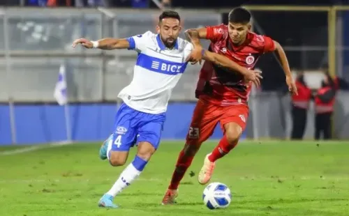 Isla tuvo un gran debut con la Católica ante San Felipe (Agencia Uno)