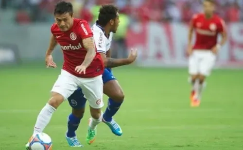 Charles Aránguiz tiene la chance de volver a Inter de Porto Alegre (Archivo)