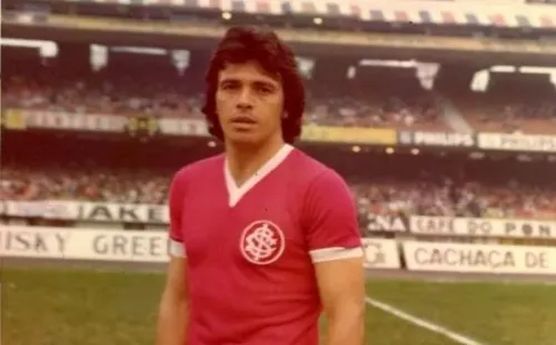 Elías Figueroa hizo historia ganando ocho títulos y siendo el mejor de Sudamérica con el Inter de Porto Alegre. Foto: Archivo