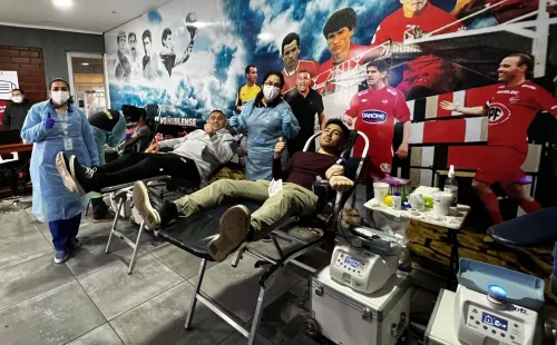 Funcionarios del club también fueron parte de la campaña. Foto: @HospitalChillan