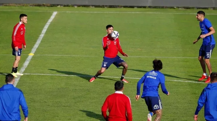 Erick Pulgar se encuentra de vacaciones en Chile mientras define su nuevo equipo para la proxima temporada