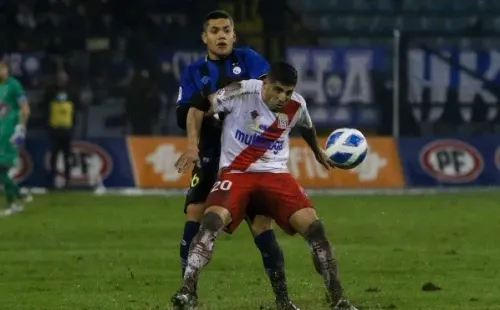 Un peleado partido en el CAP.