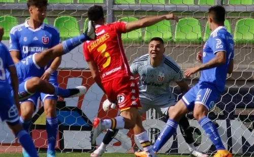 El portero de Universidad de Chile asegura que hay cosas por mejorar en el fútbol chileno para poder competir.
