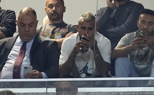 Vidal en el Maracaná durante el duelo de Flamengo contra Tolima, a horas de ser anunciado oficialmente como nuevo refuerzo. (Foto: Getty Images)